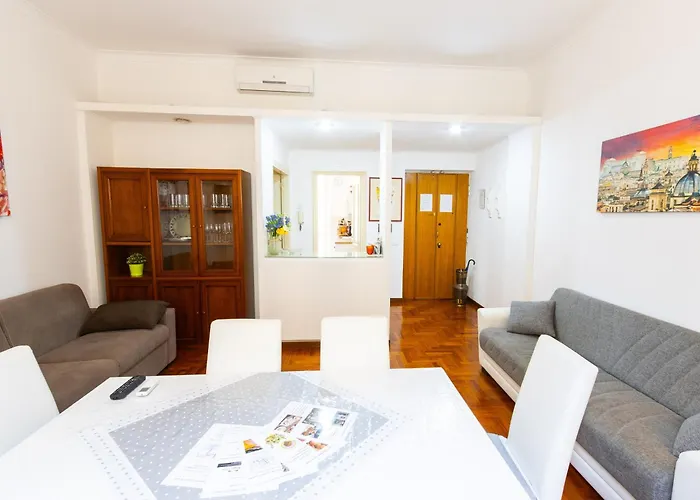 Appartement Vespasiano 49 *